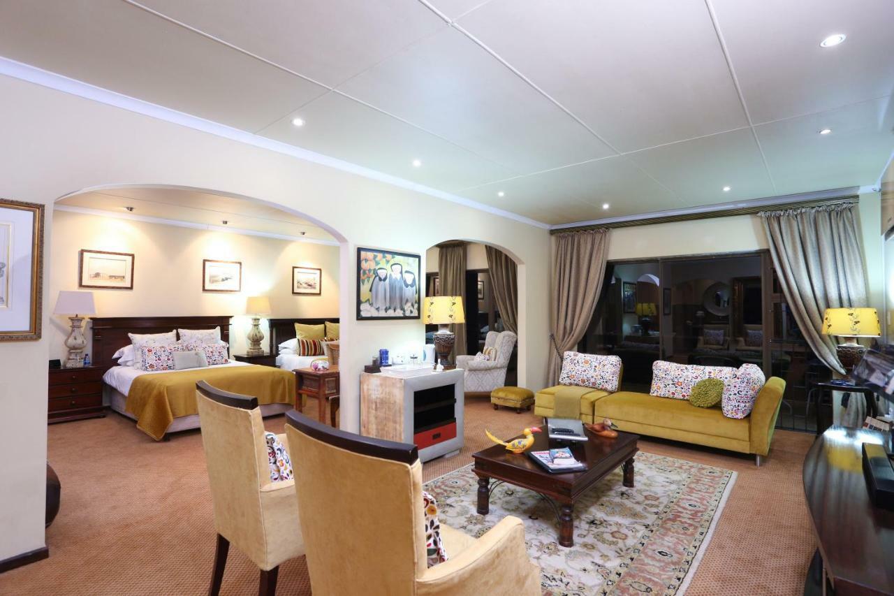 แชงกรี-ลา แมเนอร์ Hotel Hoekwil ภายนอก รูปภาพ