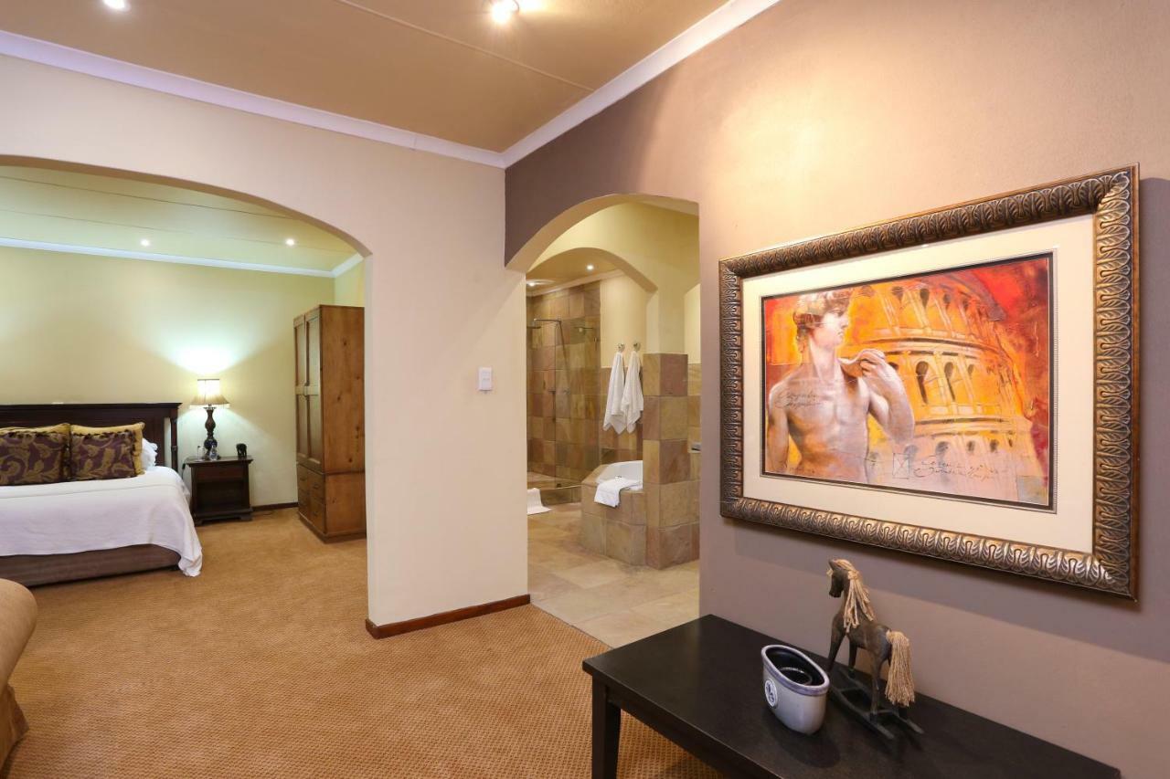 แชงกรี-ลา แมเนอร์ Hotel Hoekwil ภายนอก รูปภาพ