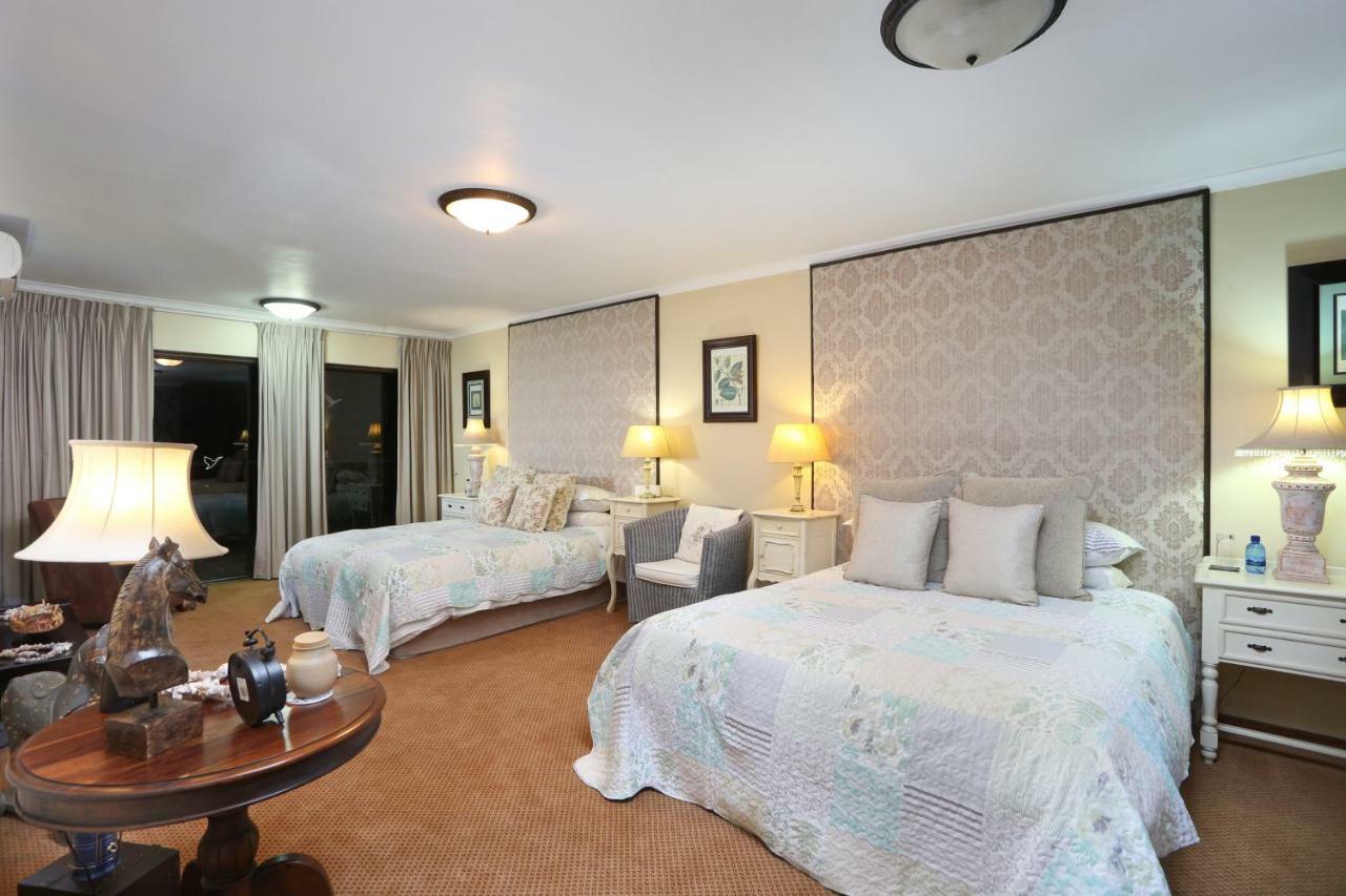 แชงกรี-ลา แมเนอร์ Hotel Hoekwil ภายนอก รูปภาพ