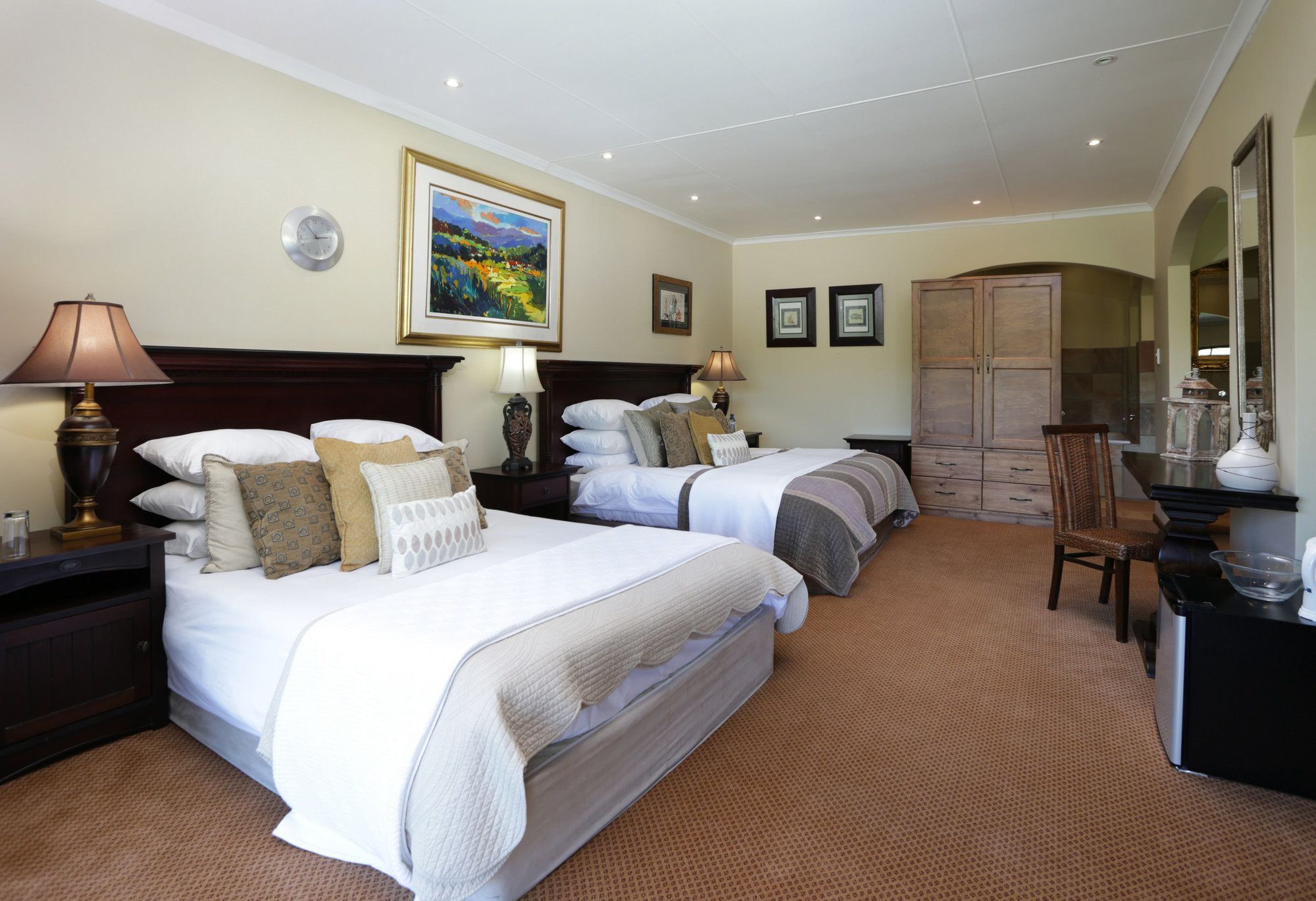 แชงกรี-ลา แมเนอร์ Hotel Hoekwil ภายนอก รูปภาพ