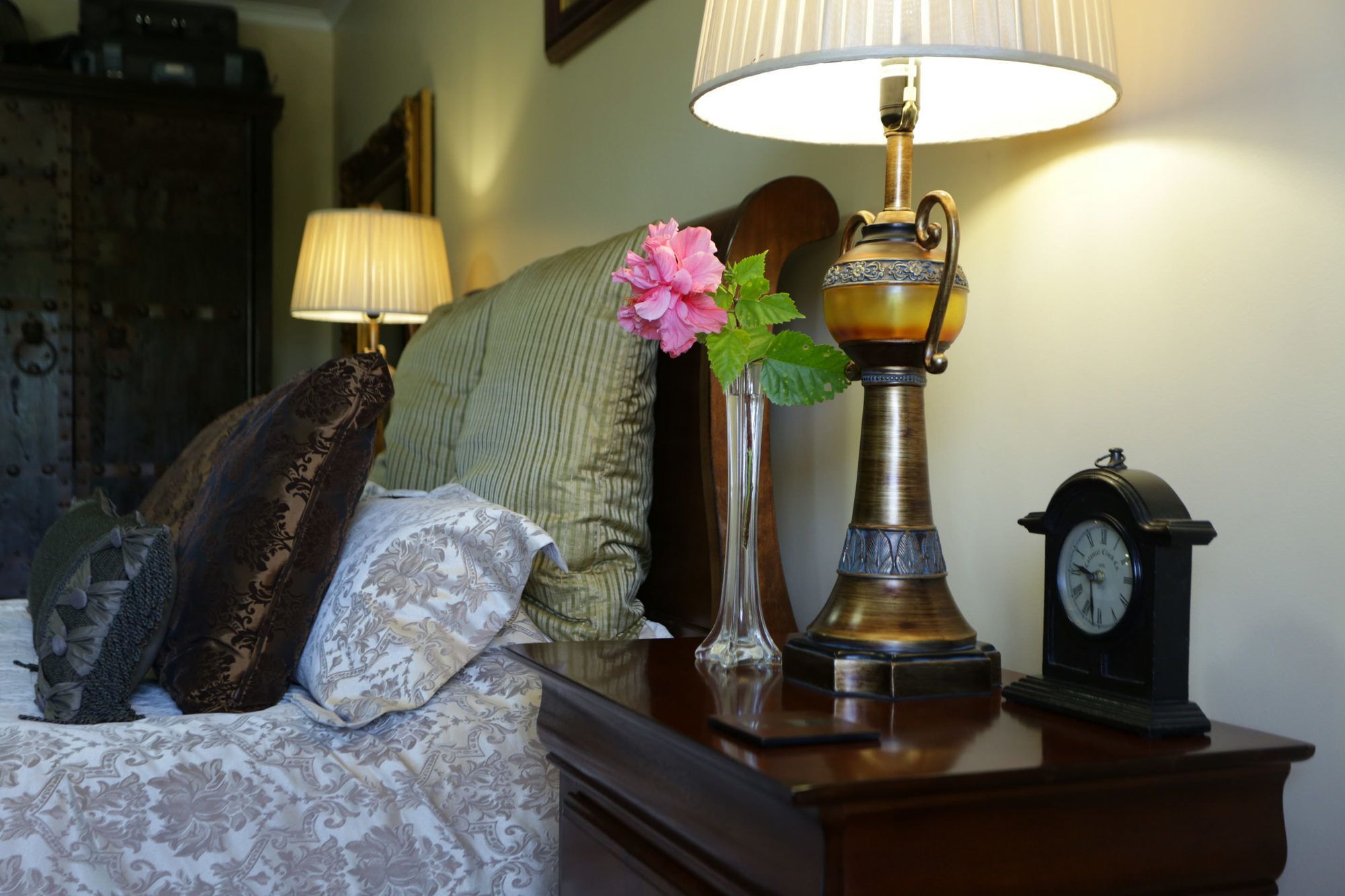 แชงกรี-ลา แมเนอร์ Hotel Hoekwil ภายนอก รูปภาพ